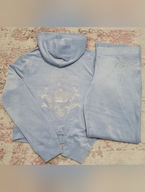 Juicy Couture Frosted Velour Crown Rhinestobe Logo Hoodie & Pants Set - L